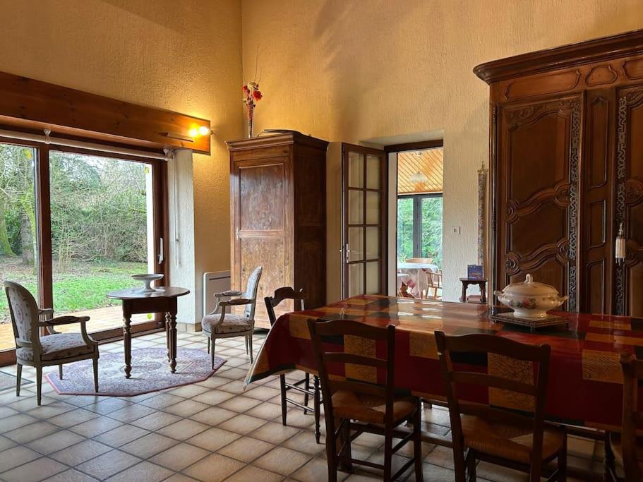 Maison Paisible Avec Lac Prive Secondigny 외부 사진