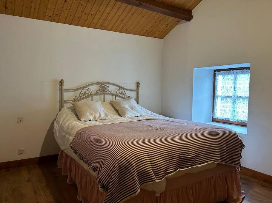 Maison Paisible Avec Lac Prive Secondigny 외부 사진