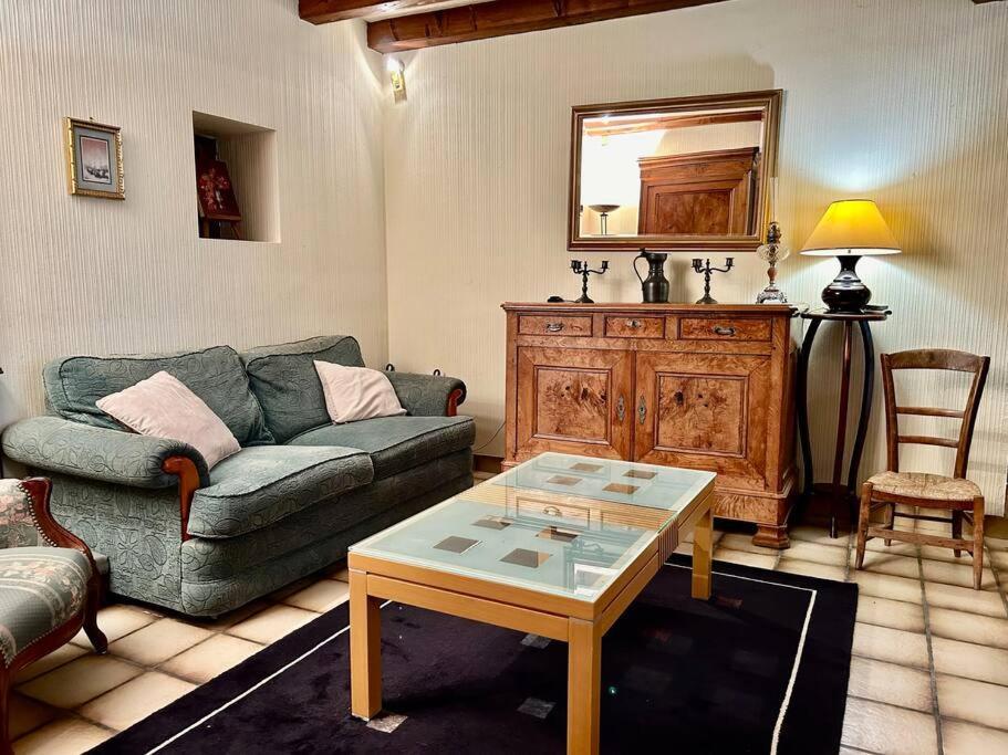 Maison Paisible Avec Lac Prive Secondigny 외부 사진